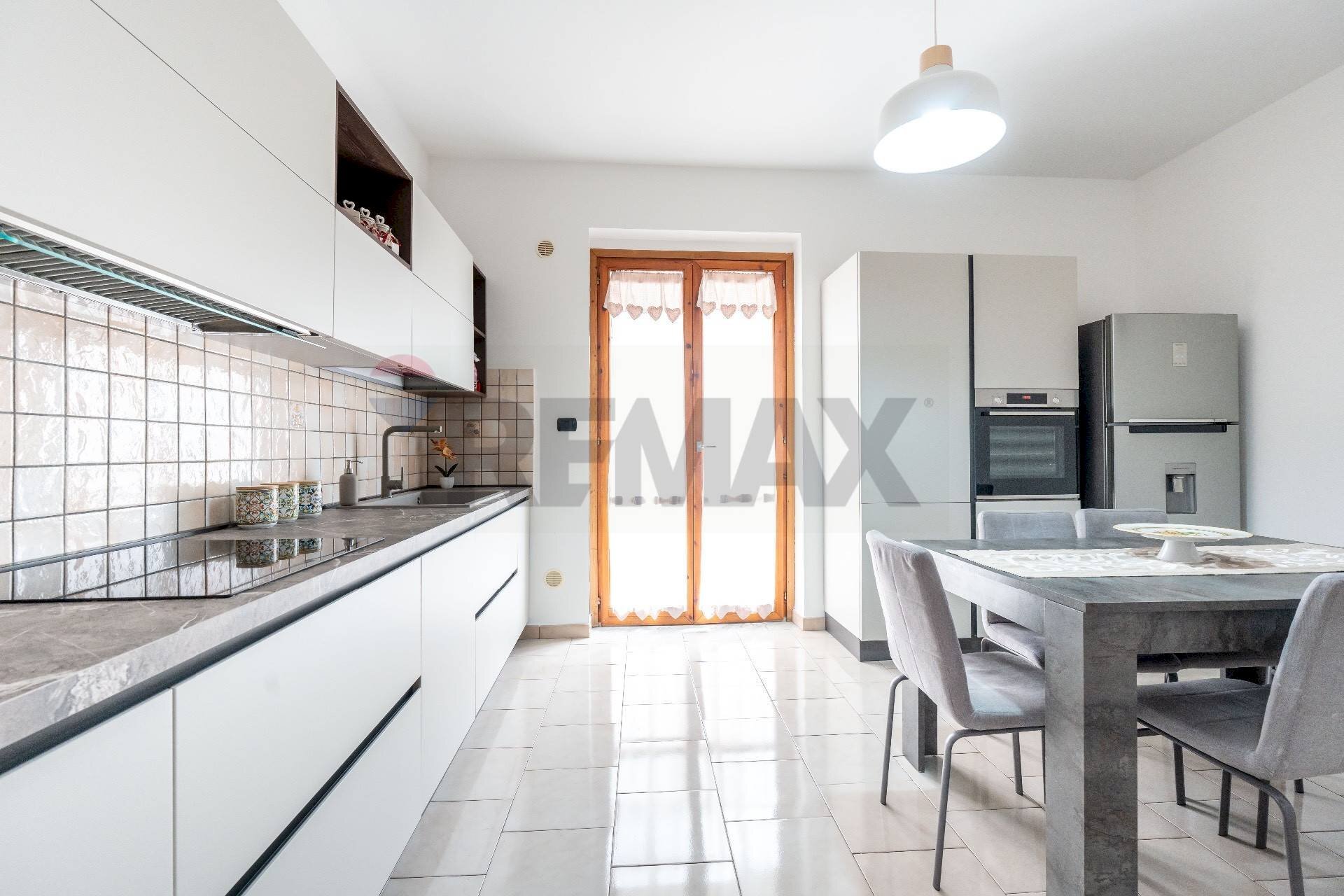 Cucina - Appartamento Via Stazzone
 
15, Aci Sant'Antonio - foto 1