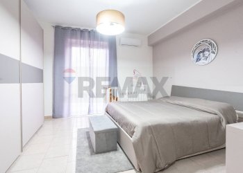 Camera / camera da letto - Appartamento Via Stazzone
 
15, Aci Sant'Antonio - foto 3