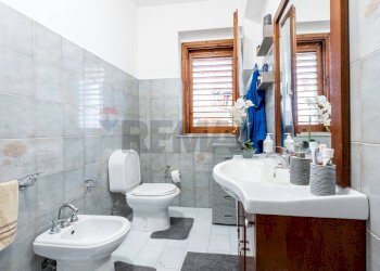 Bagno - Appartamento Via Stazzone
 
15, Aci Sant'Antonio - foto 12