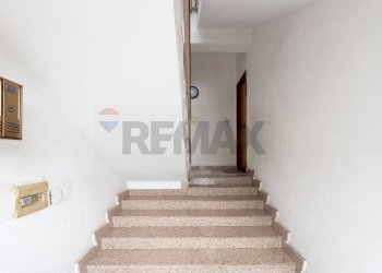 Scale - Appartamento Via Stazzone
 
15, Aci Sant'Antonio - foto 18