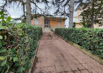Casa all\'aperto - Villa VIA SALVO D'ACQUISTO
 
8, Caltagirone - foto 9