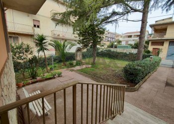 Edificio all\'aperto - Villa VIA SALVO D'ACQUISTO
 
8, Caltagirone - foto 12