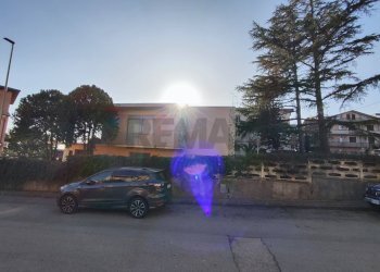 Casa all\'aperto - Villa VIA SALVO D'ACQUISTO
 
8, Caltagirone - foto 13