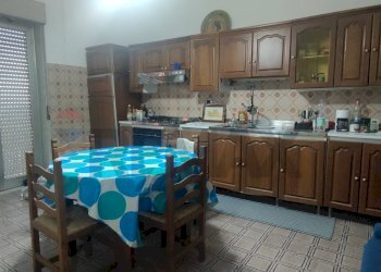 Cucina - Villa VIA SALVO D'ACQUISTO
 
8, Caltagirone - foto 22