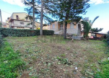 Giardino - Villa VIA SALVO D'ACQUISTO
 
8, Caltagirone - foto 45