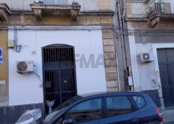 Edificio all\'aperto - Casa indipendente Via cavaliere
 
96, Catania - foto 6