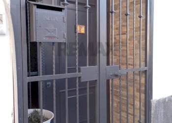 Edificio all\'aperto - Casa indipendente Via cavaliere
 
96, Catania - foto 9