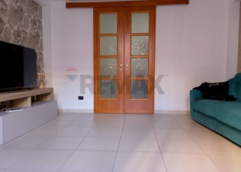 Soggiorno - Casa indipendente Via cavaliere
 
96, Catania - foto 16