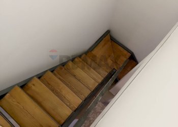 Scale - Casa indipendente Via cavaliere
 
96, Catania - foto 43