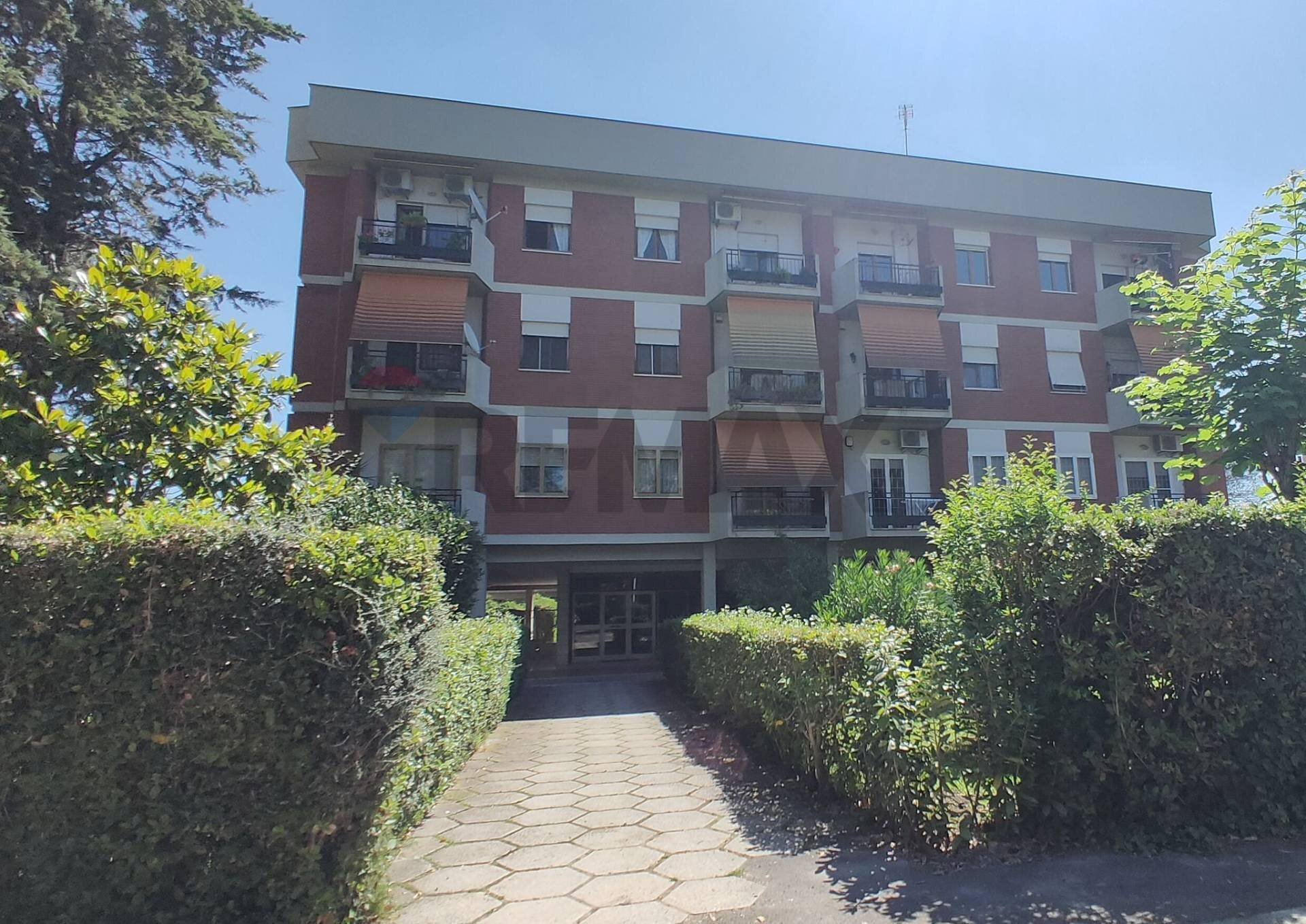 Edificio all\'aperto - Quadrilocale Largo Aldo De Palma
 
1, Roma - foto 2