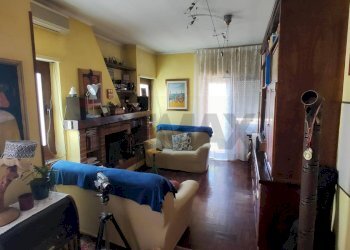 Soggiorno - Quadrilocale Largo Aldo De Palma
 
1, Roma - foto 15