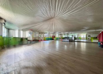 Parcheggio - Commercial Premises Roma - photo 5