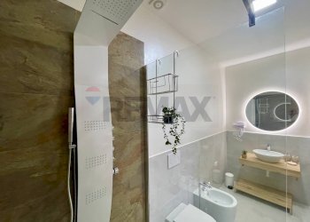 Bagno - Four-room apartment Via Sebastiano Ziani
 
44, Roma - photo 12