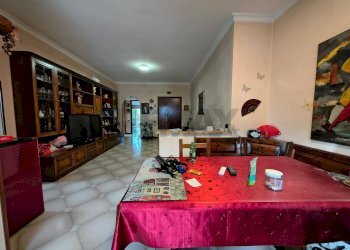 Sala da pranzo - Three-room apartment Roma - photo 11