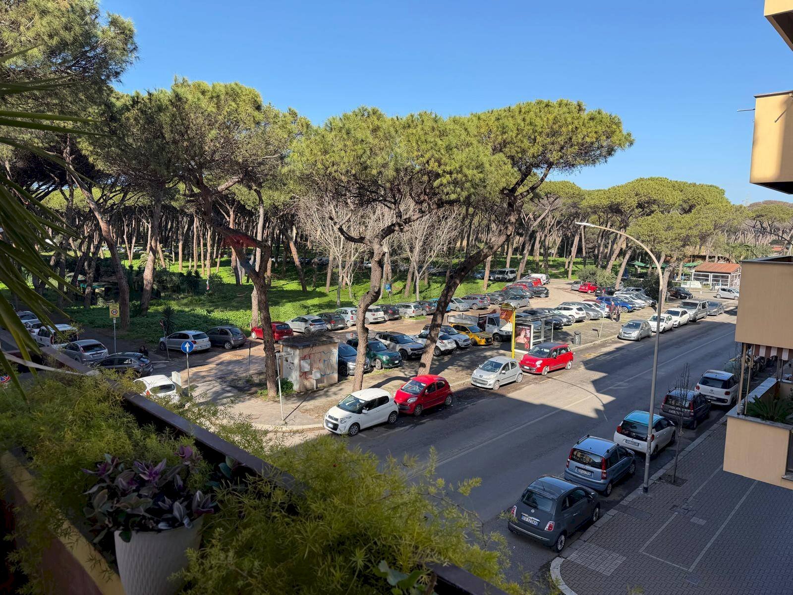 Edificio all\'aperto - Apartment Roma - photo 3