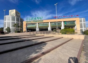 Edificio all\'aperto - Commercial Premises Roma - photo 4