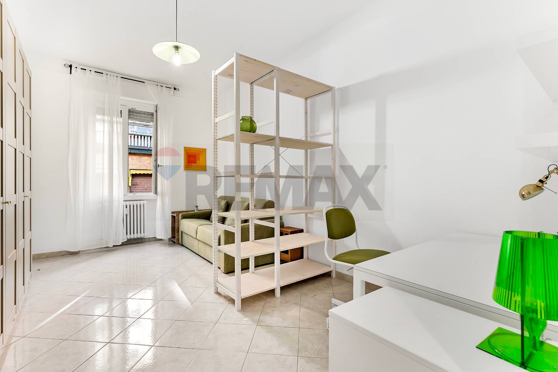 Soggiorno - Terreno non edificabile Via Nicastro
 
5, Milano - foto 1