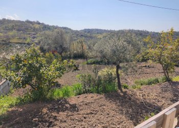 Vista delle montagne - Independent house Via Solacciano
 
29, Minturno - photo 1