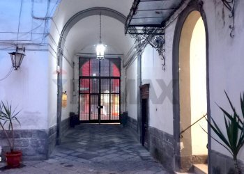 Ricezione / Lobby - One-room apartment Napoli - photo 4