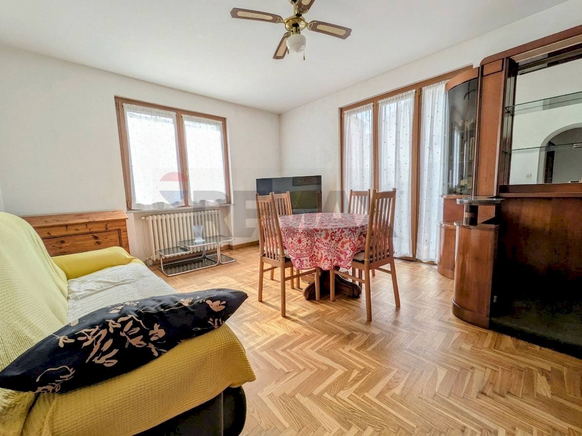 Sala da pranzo - Villa Costa Volpino - foto 2