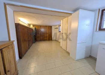 Hall / corridoio - Villa Costa Volpino - foto 13