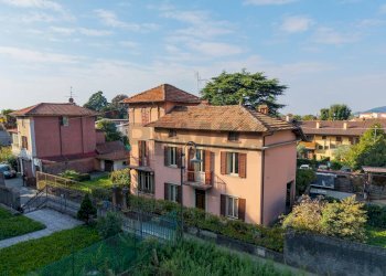 Casa all\'aperto - Villa VIA ROMA
 
9, Paladina - foto 1