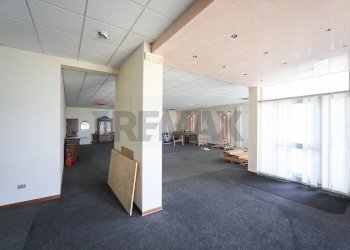 ufficio - Locale Commerciale Viale Martiri della Libertà
 
70, Casaleone - foto 12