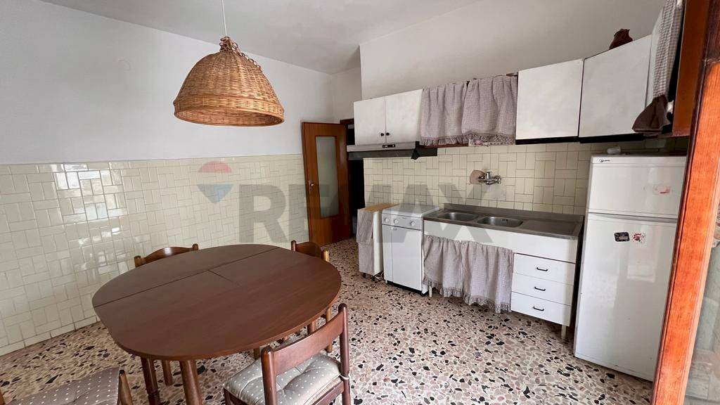 cucina - Appartamento Via Vincenzo Monti
 
7, Vieste - foto 3