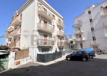 esterno - Appartamento Via Vincenzo Monti
 
7, Vieste - foto 17