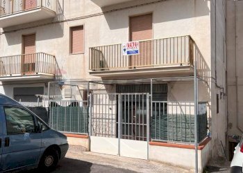 esterno - Appartamento Via Vincenzo Monti
 
7, Vieste - foto 18