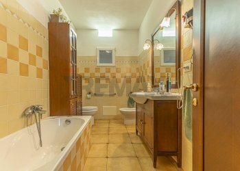 Bagno - Villa S.V. Baddelonga Russeglia
138, Sassari - photo 28