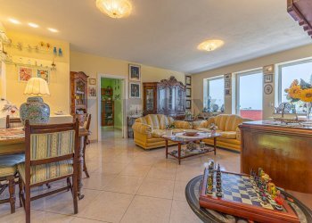 Sala da pranzo - Villa S.V. Baddelonga Russeglia
138, Sassari - photo 60