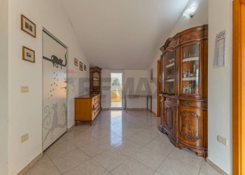 Hall / corridoio - Villa S.V. Baddelonga Russeglia
138, Sassari - photo 94