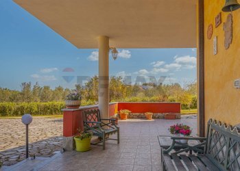 Terrazza - Villa S.V. Baddelonga Russeglia
138, Sassari - photo 113