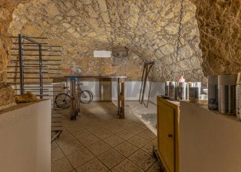 Non correlato - Commercial Premises Via Turritana
 
68, Sassari - photo 7