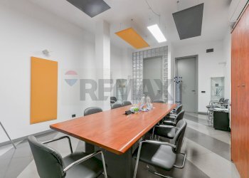 Sala da pranzo - Stabile - Palazzo Via Ungaretti
 
7, Cernusco sul Naviglio - foto 72