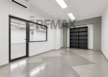 Stanza vuota - Stabile - Palazzo Via Ungaretti
7, Cernusco sul Naviglio - foto 20