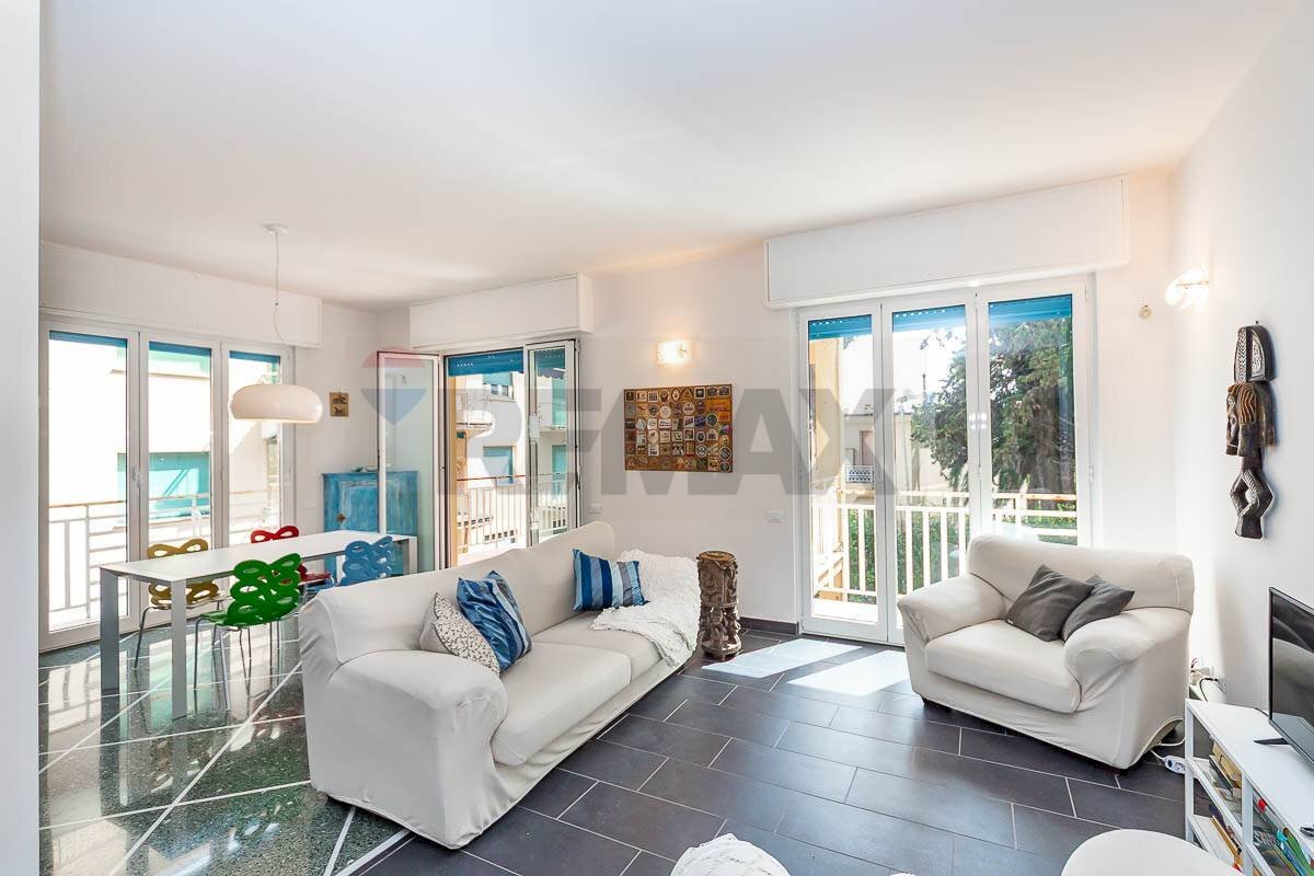 Sala da pranzo - Trilocale via Baisi
 
59, Rapallo - foto 1