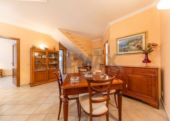 Sala da pranzo - Villa Via Preganziol, Roma - foto 10