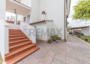 Scale - Villa Via Preganziol, Roma - foto 17