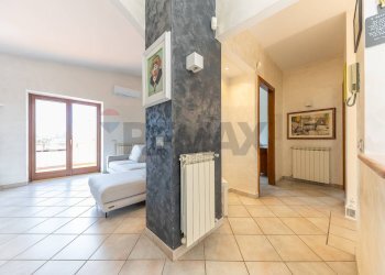 Hall / corridoio - Villa Via Preganziol, Roma - foto 20