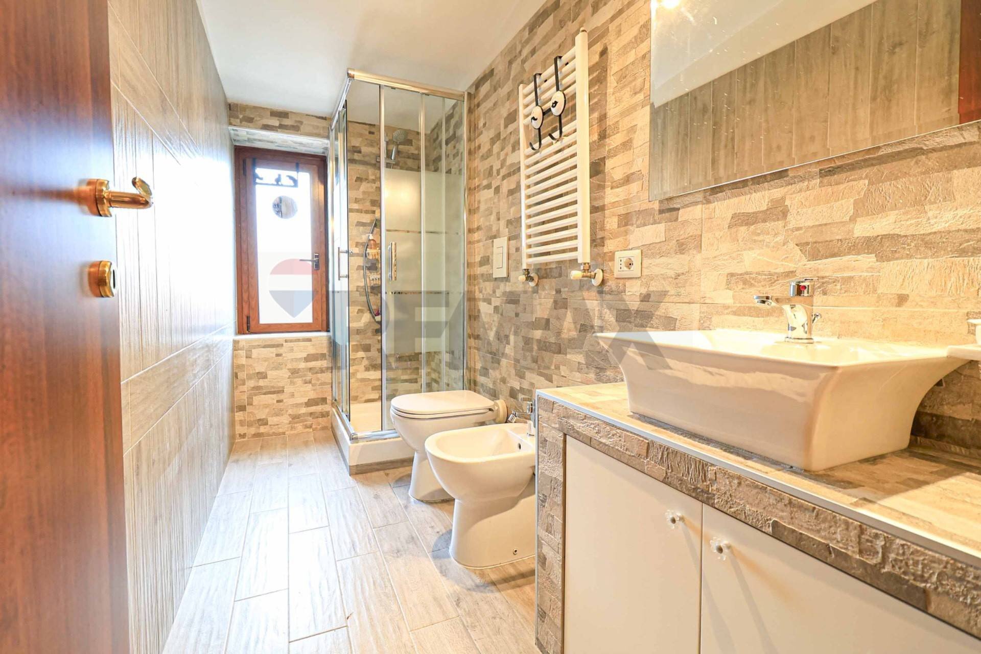 Bagno - Trilocale via Manoppello
 
78, Roma - foto 3