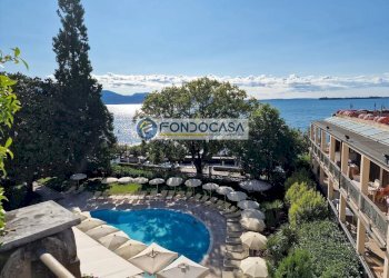 Foto 3 - Trilocale Via Giuseppe Zanardelli
 
2/4, Gardone Riviera - foto 3