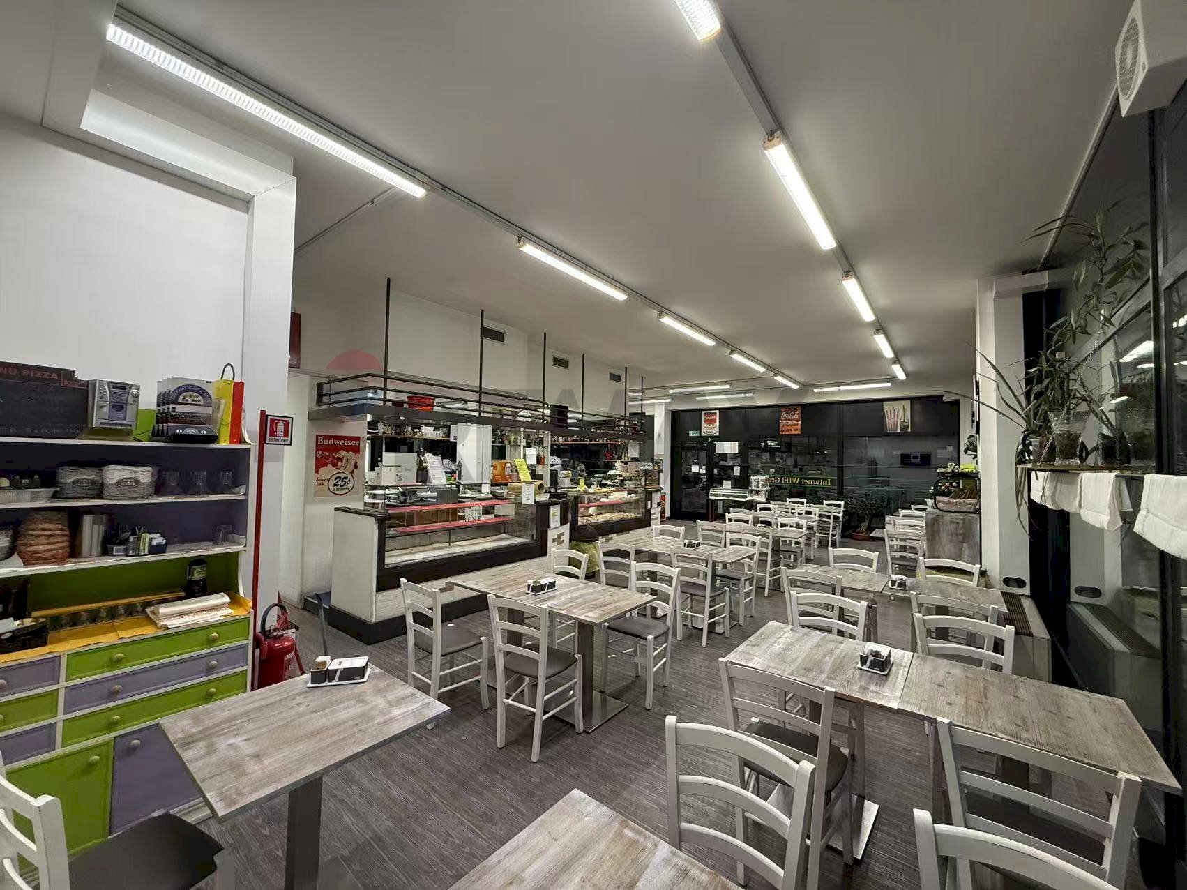 Dispensa di stoccaggio - Bar Tavola Calda - Fredda Padova - foto 2