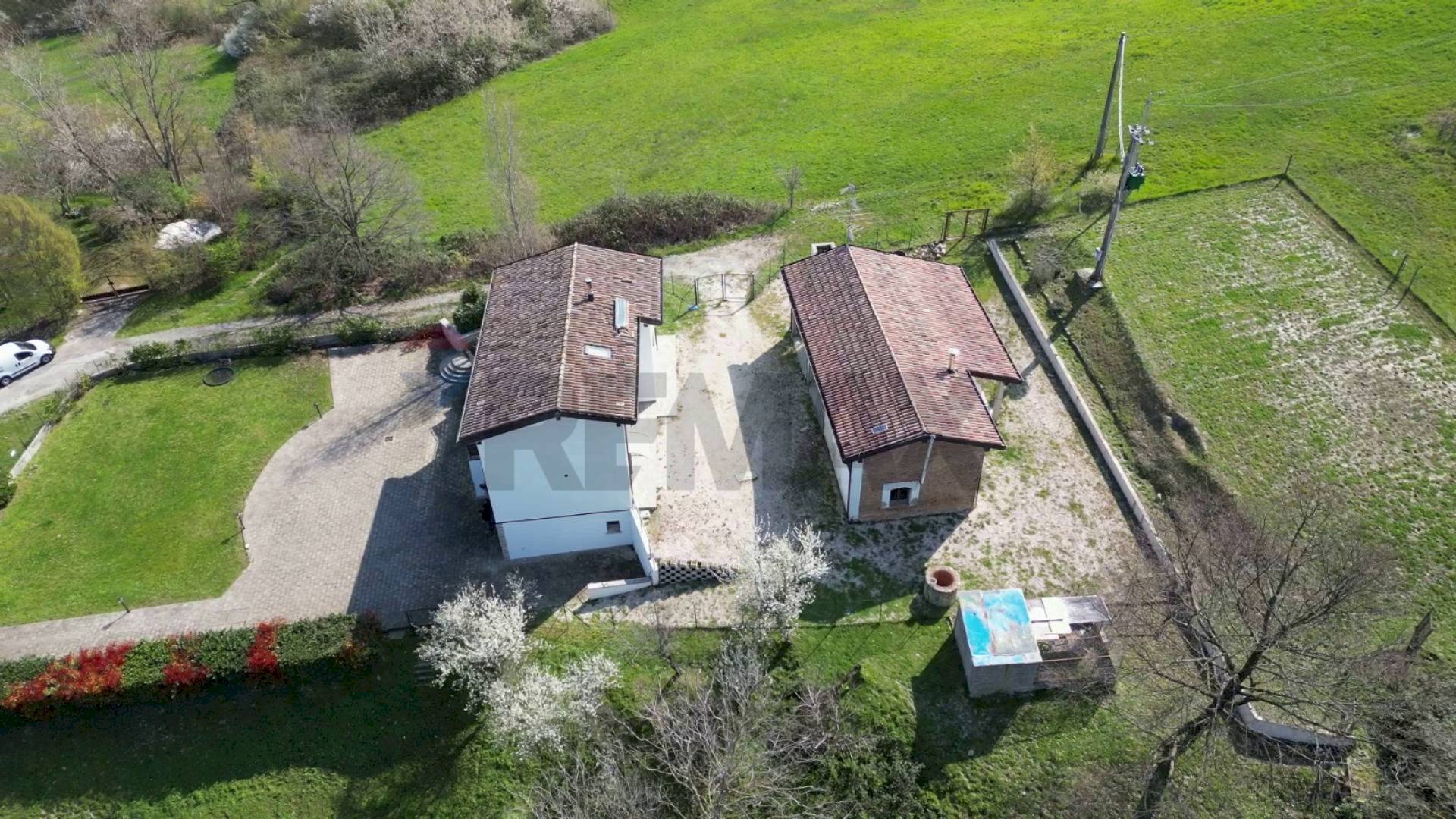 Casa all\'aperto - Villa Località Mirandola
 
200, Salsomaggiore Terme - foto 3