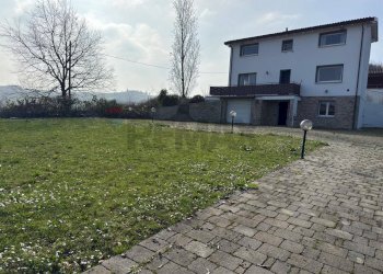 Giardino - Villa Località Mirandola
 
200, Salsomaggiore Terme - foto 11