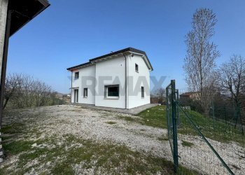 Casa all\'aperto - Villa Località Mirandola
 
200, Salsomaggiore Terme - foto 15