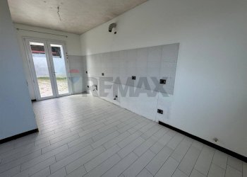 Stanza vuota - Villa Località Mirandola
 
200, Salsomaggiore Terme - foto 31