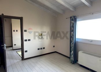 Stanza vuota - Villa Località Mirandola
 
200, Salsomaggiore Terme - foto 35