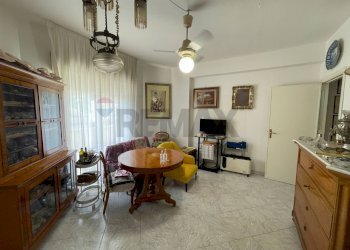 Sala da pranzo - Appartamento VIA VITTORIO EMANUELE ORLANDO
 
32/B, Santa Flavia - foto 5